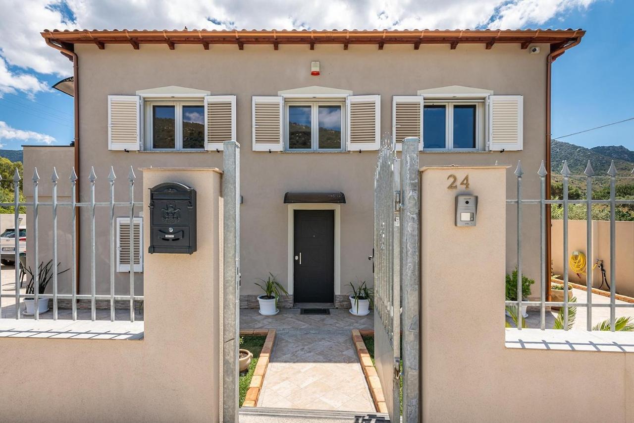 Villa Chiara Solanas Solanas  Eksteriør bilde