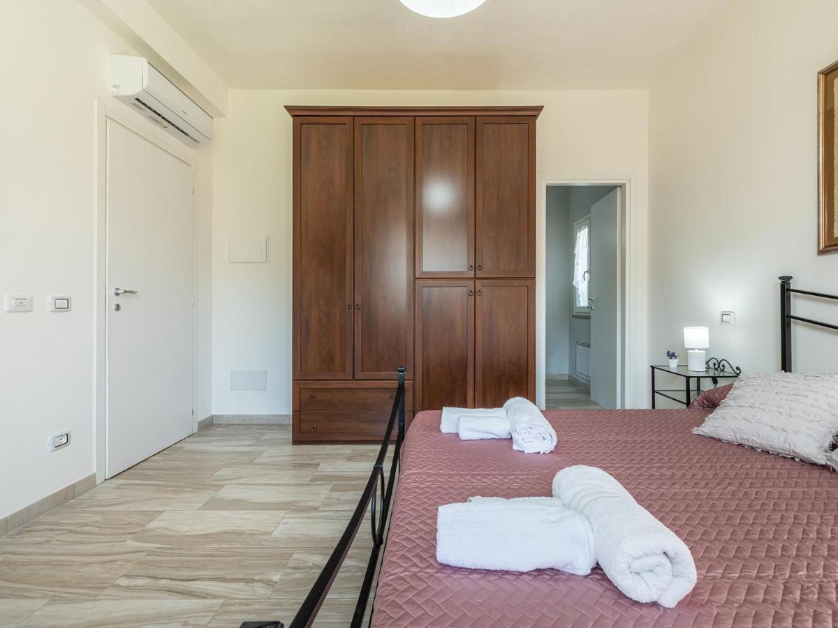Villa Chiara Solanas Solanas  Eksteriør bilde